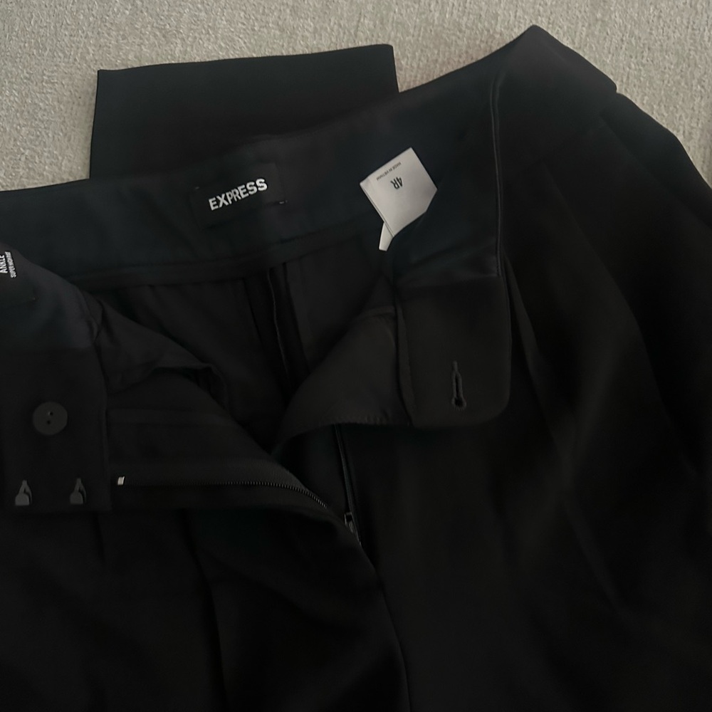 express black pants